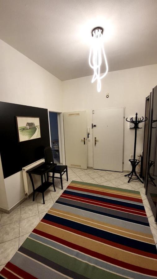 Schoene Altbauwohnung Wien Zentrum Brigittenauer Laende 32 *