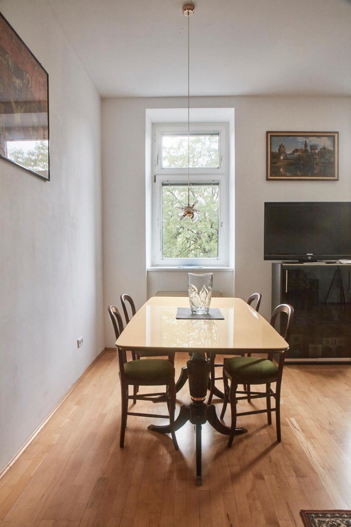 Schoene Altbauwohnung Wien Zentrum Brigittenauer Laende 32 Vienna